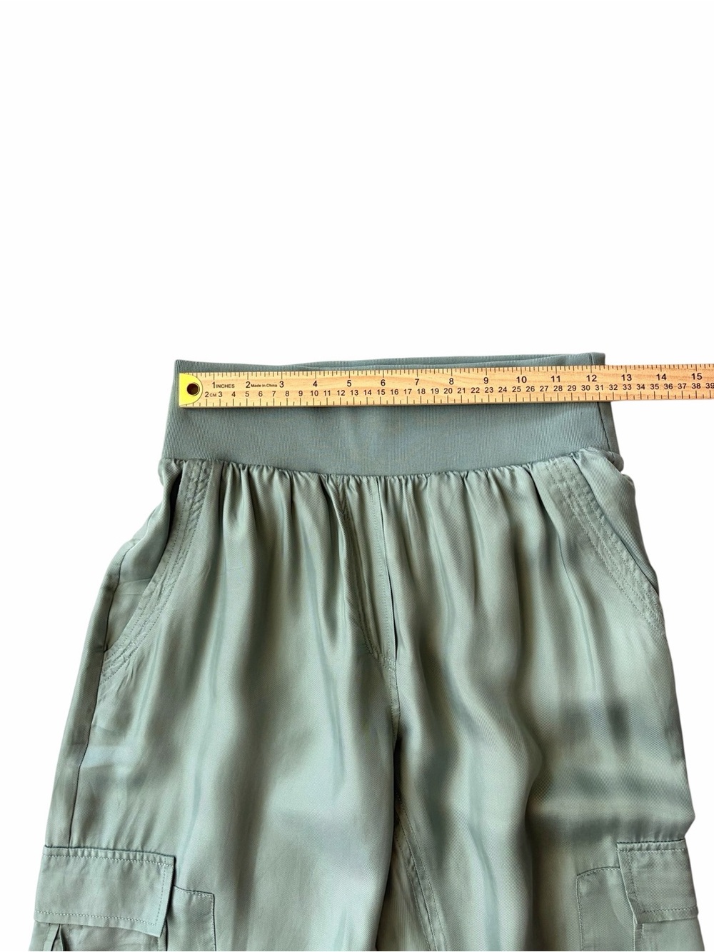 NWOT-cinq a sept Giles Cargo Jogger Pant in Sage Green Size-Small - Picture 3 of 8